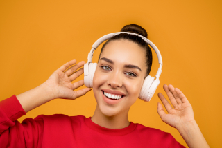 woman wearing wireless headset