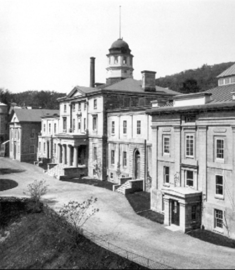 Photo of the McCall MacBain Arts Building on McGill downtown campus