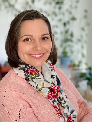 Profile of Nicole Basta
