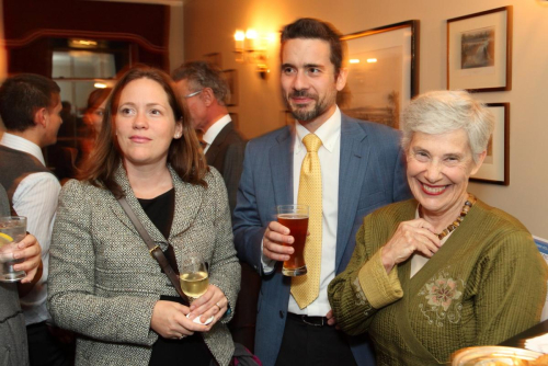 Award Donors Ms. Elizabeth Gomery (BA’98, BCL/LLB'03), Mr. Stephan Fews (BA'96, BCL/LLB'00) and Mrs. Eva Echenberg at the 2011 Donor Dinner