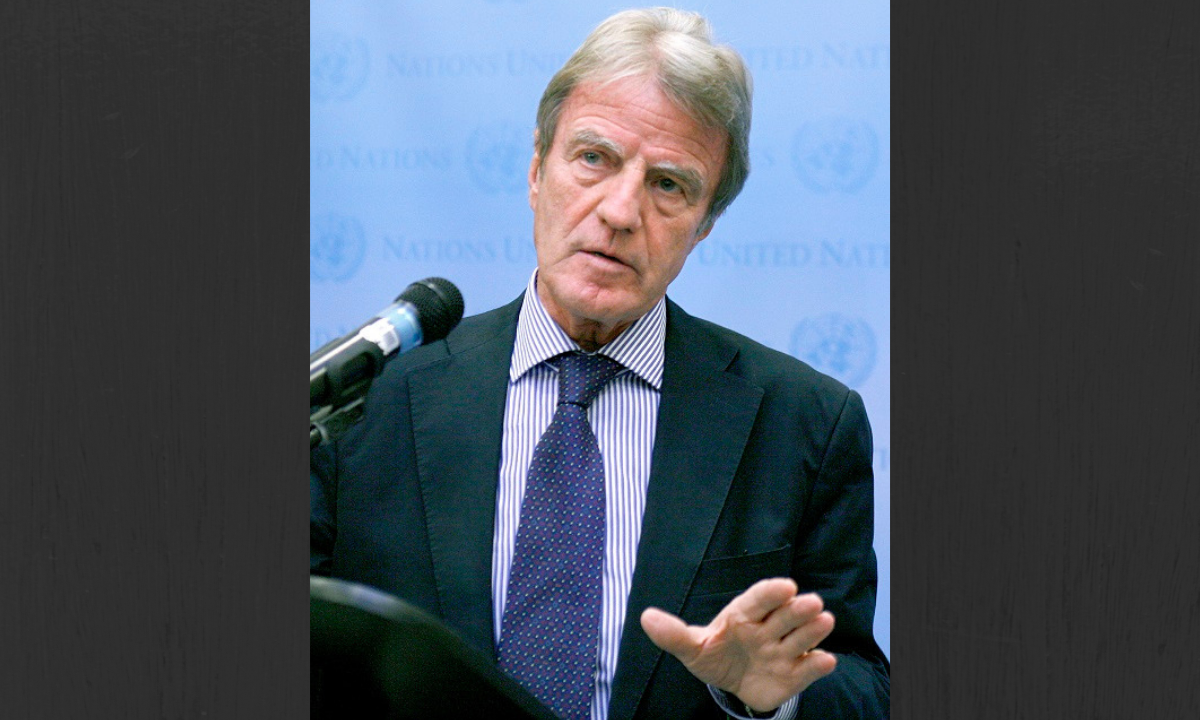 Photo of Bernard Kouchner