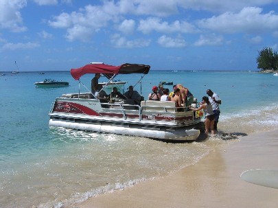 Marine Biology Students on the Sun Tracker