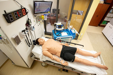 Salle de simulation à l’hôpital de Gatineau – adjacente à la bibliothèque