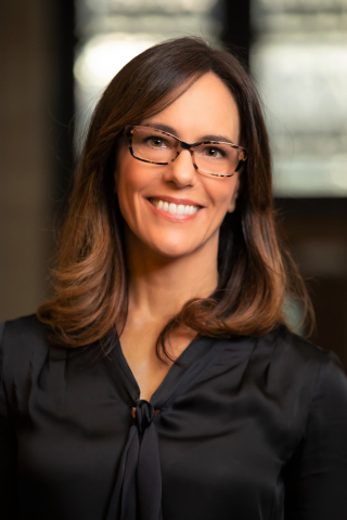 Rectangular headshot of Amélie Quesnel-Vallée, director of CAnD3