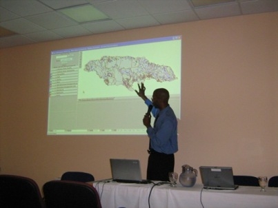 CARIWIN consultant Jim Joseph presents Jamaica&#039;s 