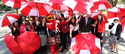 McGill Centraide Campaign participants at a March of the Umbrellas event
