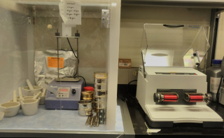 Laboratory equipment 