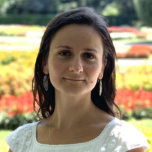 Iulia Iatan Iulia Iatan
