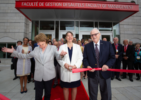 Principal and Vice-Chancellor of McGill, Suzanne Fortier, Dean of the Faculty of Management, Isabelle Bajeux, Marcel Desautels (CM, O.Ont., LLD’07), MBA Next 50 campaign donors and members of the International Advisory Board at the official opening of the Donald E. Armstrong Building on May 25, 2018.
