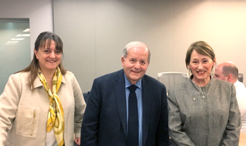 Left to right: Isabelle Bajeux-Besnainou, Dean of the Desautels Faculty of Management; Professor Elliot Lifson, Desautels Faculty of Management; and Suzanne Fortier, Principal and Vice-Chancellor of McGill University at Strategy in Context class.