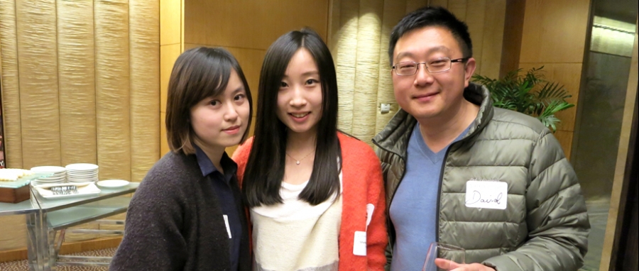 Alumni at the Shanghai reception 