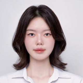 Ruo-Ying Qi 