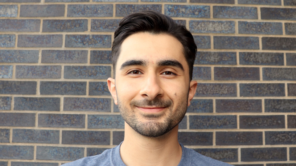 portrait of 2022 Global Health Scholar Ali Fazlollahi