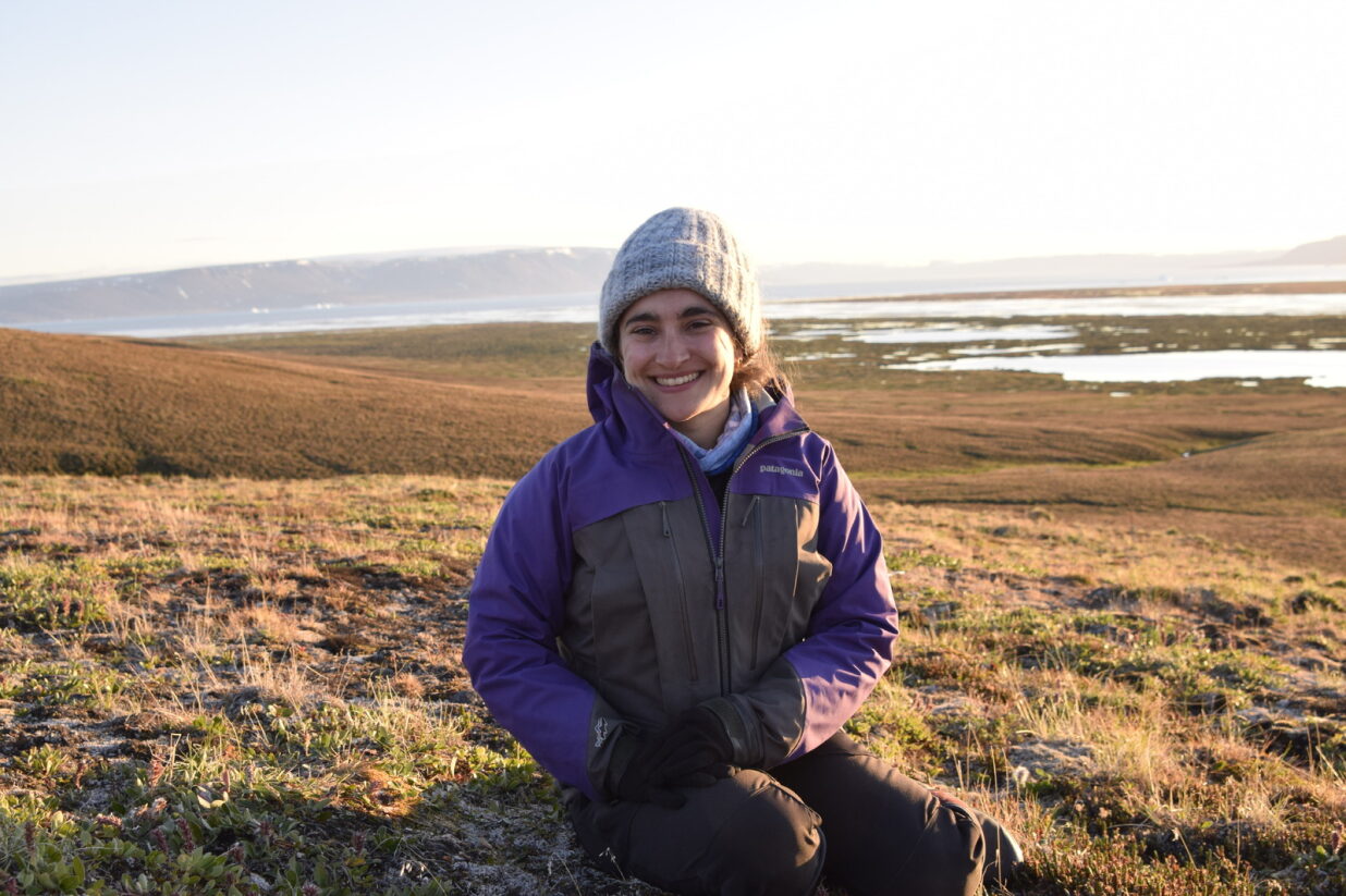 Student at the Bylot Island tundra