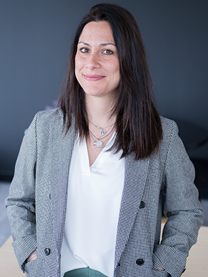 Headshot of Roberta Santangelo