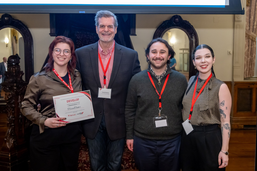 Tissue Tinker team accepting award