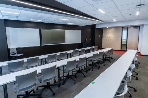 Photograph of a classroom in McIntyre 335/336