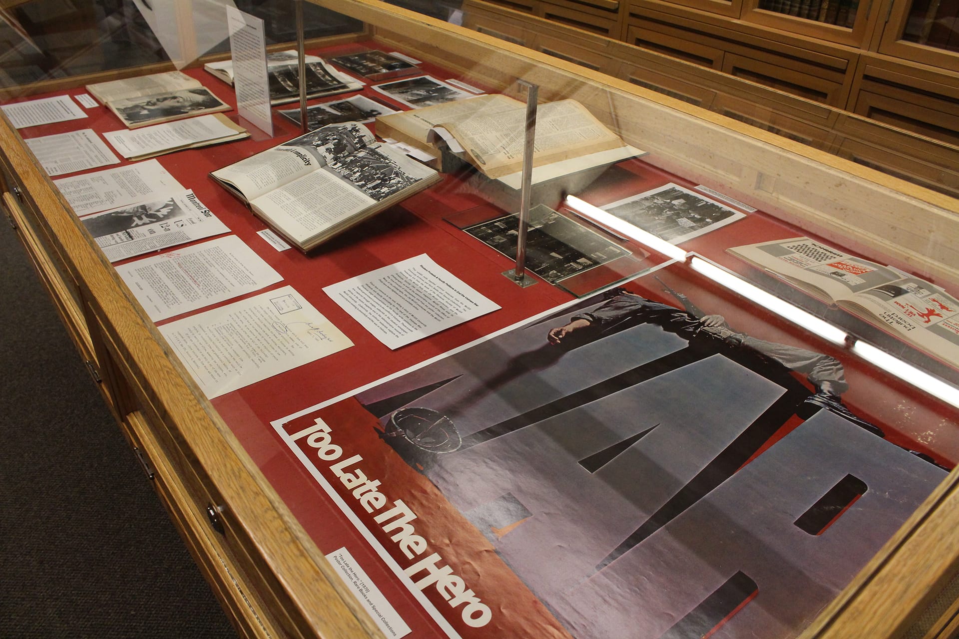 archival display