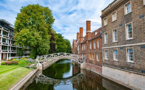 Mathematical Bridge, Cambridge, United Kingdom. Photo by Cajeo Zhang on Unsplash.