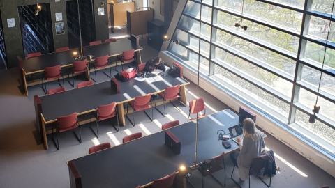 Nahum Gelber Law Library, reading room, 3rd floor