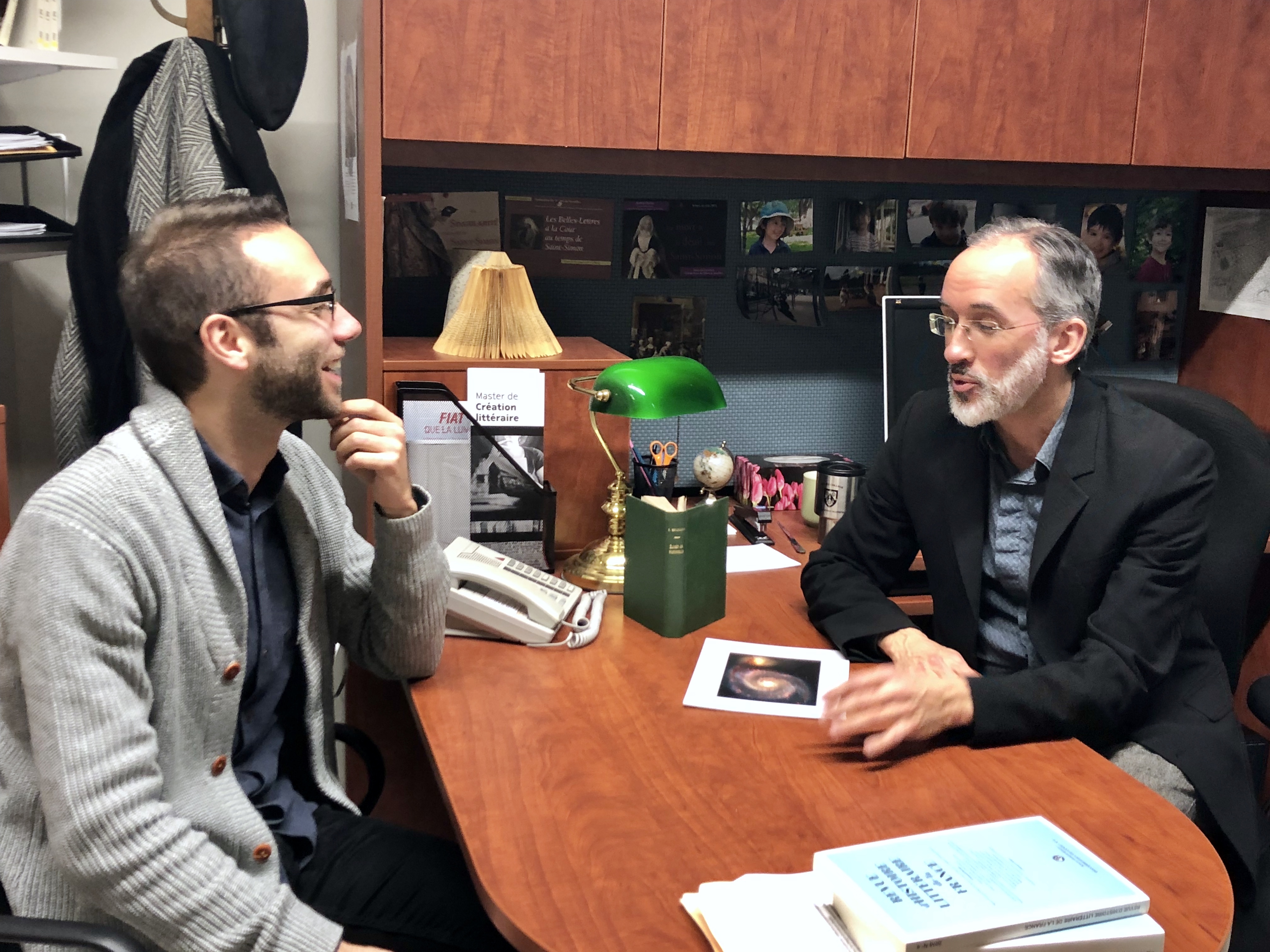 Photographie de Frédéric Charbonneau pendant l'enregistrement