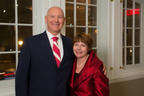 David (MBA’80) and Cheryl (BCom’77, MBA’80) Stenason