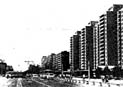 Fig. 3.1 New city wall along Qiansanmen Avenue, the first high-rise residential buildings in Beijing.