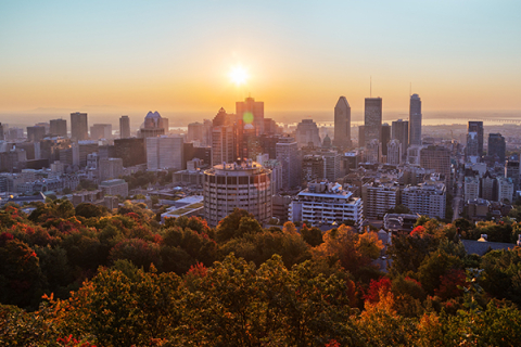 Vue en plongée du centre-ville de Montréal