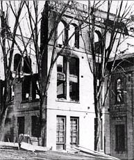 Fire at the McGill Medical Building, May 1907. - McGill Archives