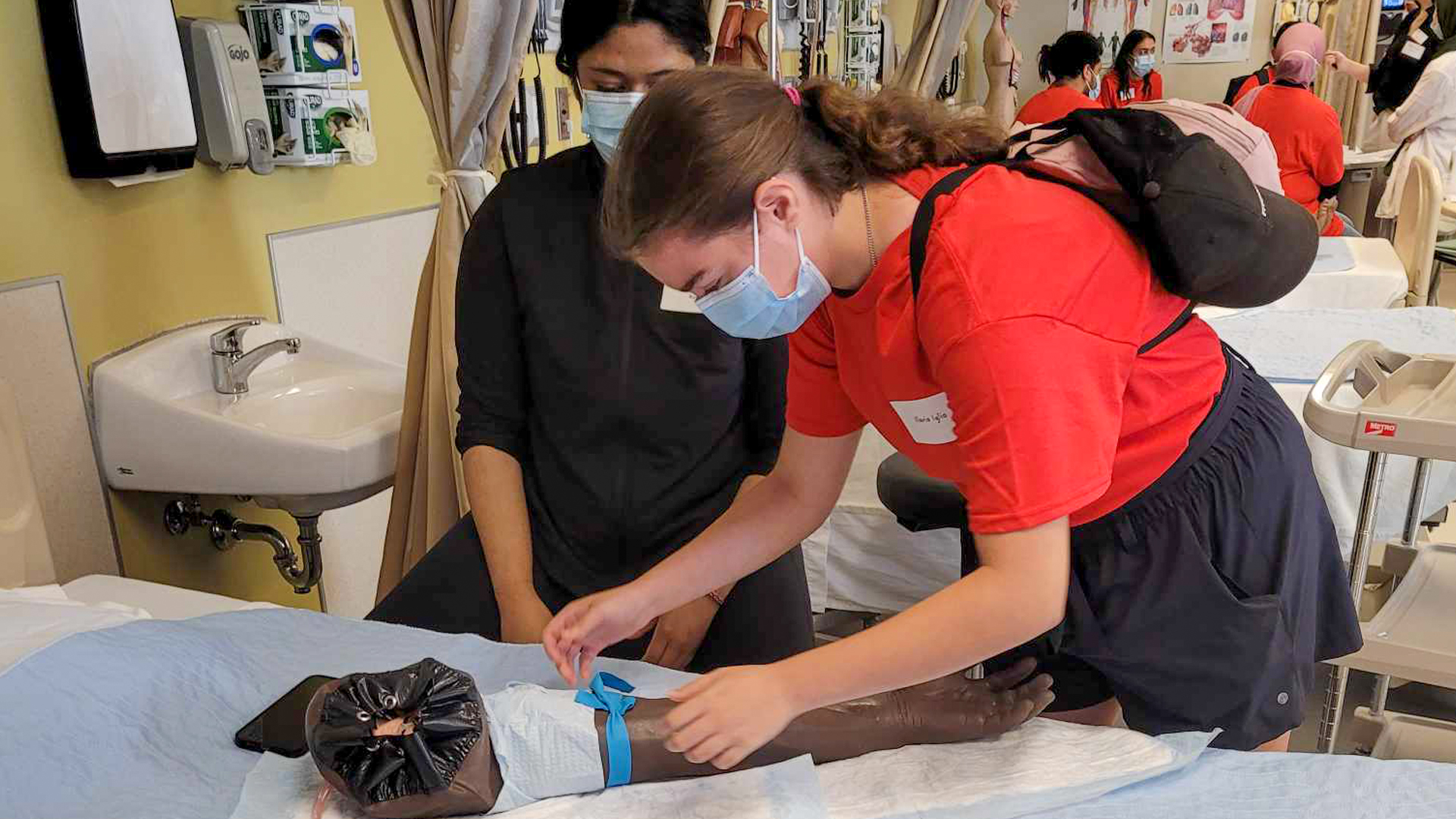 Hands-on activities at the nursing centre