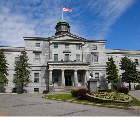 McGill University building picture