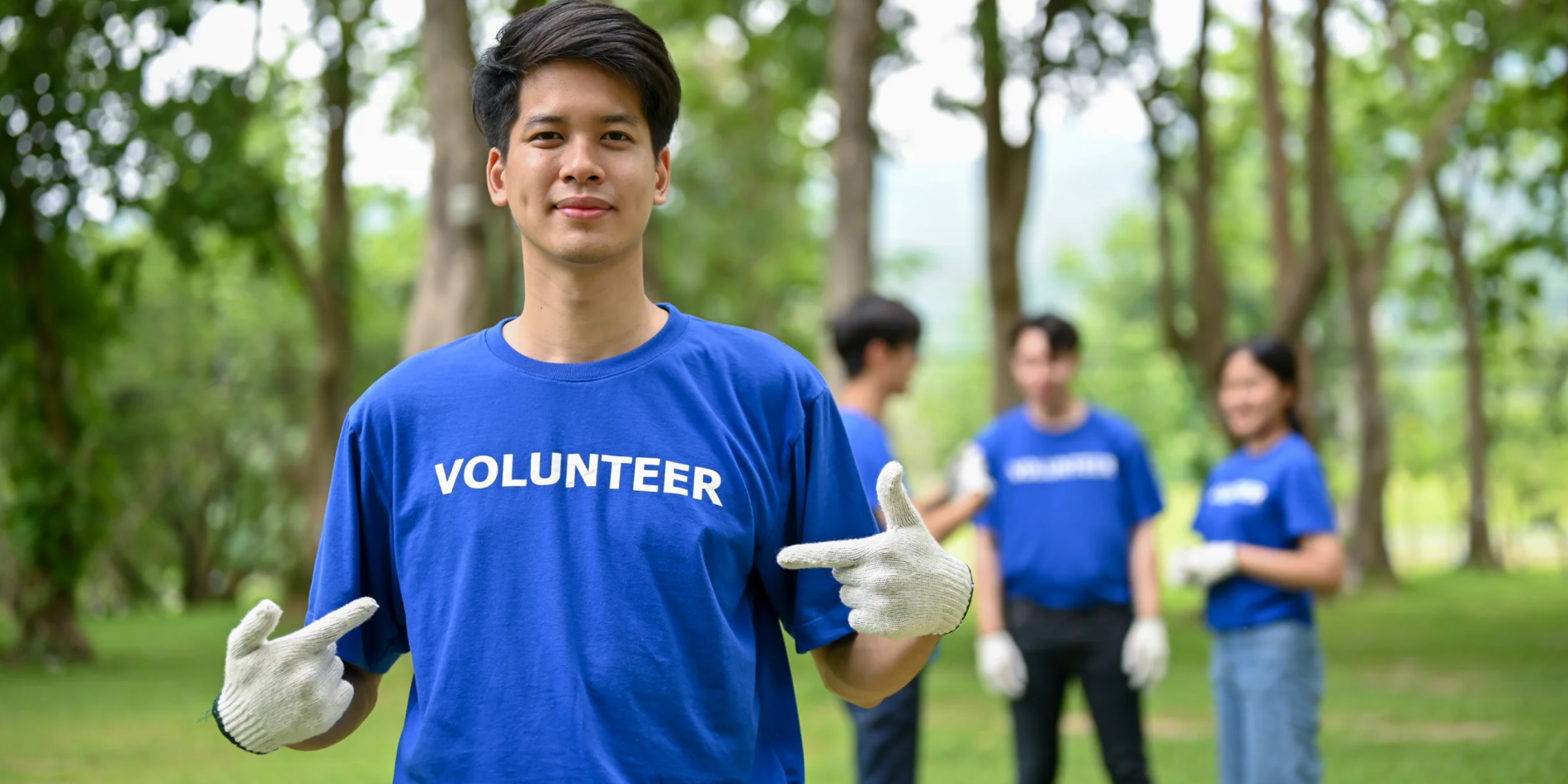 young adult volunteer