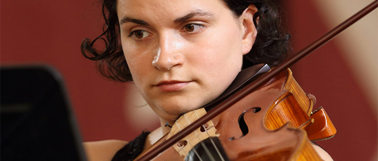 Marina Thibeault, M.Mus. ’16, viola performs Haydn