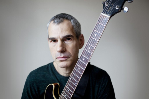A headshot of New York guitarist Ben Monder.