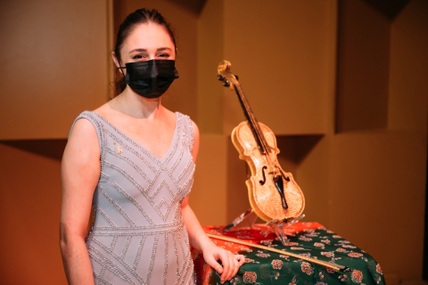 Julia Mirzoev with the Golden Violin