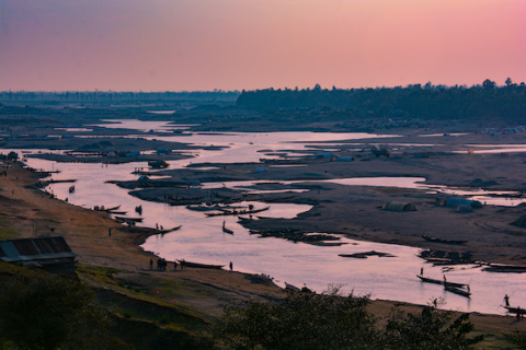 Sediment mining in Goyain River, Bangladesh.  CREDIT: Jim Best