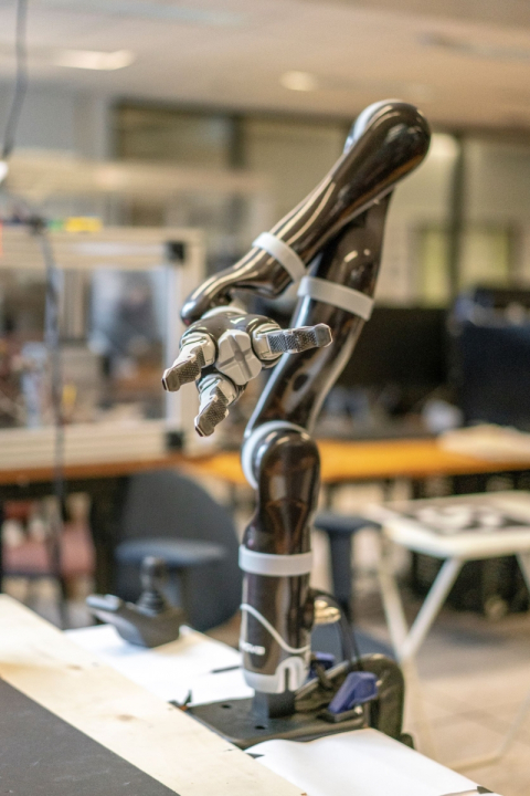 Jaco Robotic Arm. Credit: Olivier Blouin