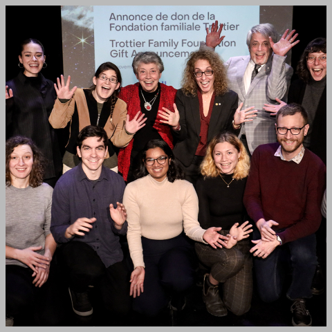 Members of the newly renamed Trottier Space Institute at McGill celebrate with donors Lorne Trottier and Louise Rouselle Trottier. Credit: Owen Egan / Les membres de l’Institut spacial Trottier de McGill, nouvellement renommé, célèbrent avec les donateurs Lorne Trottier et Louise Rouselle Trottier. Photo : Owen Egan