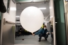 Weather balloon. Credit: Alex Tran / McGill University | Ballon météo. Photo : Alex Tran / Université McGill