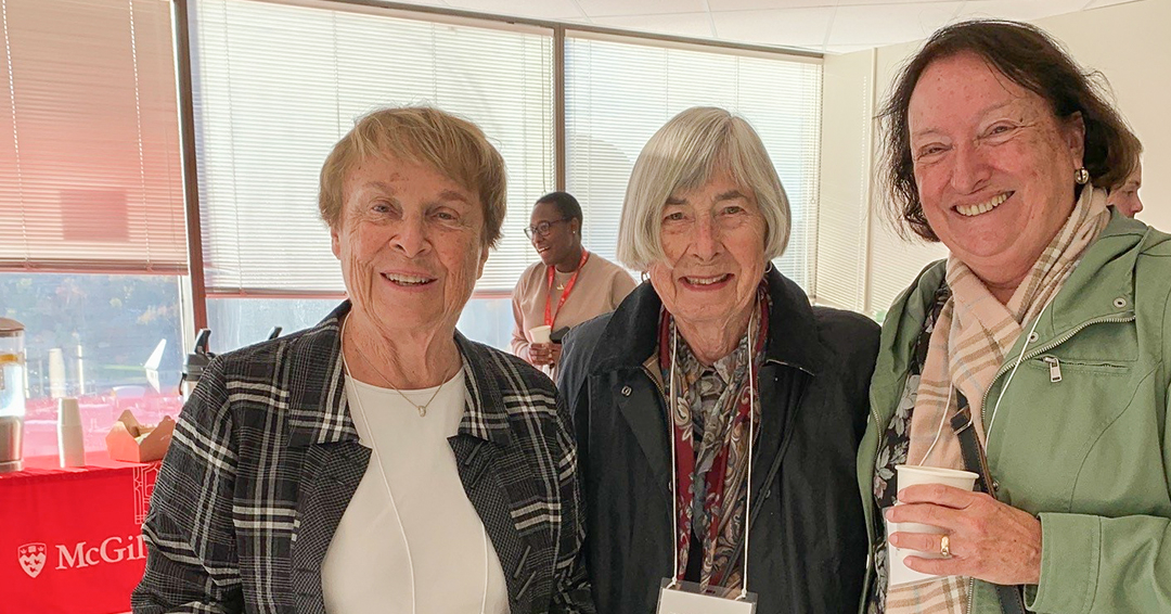 Three McGill alumni who graduated between 50 and 60 years ago chat over a cup of tea at Homecoming.