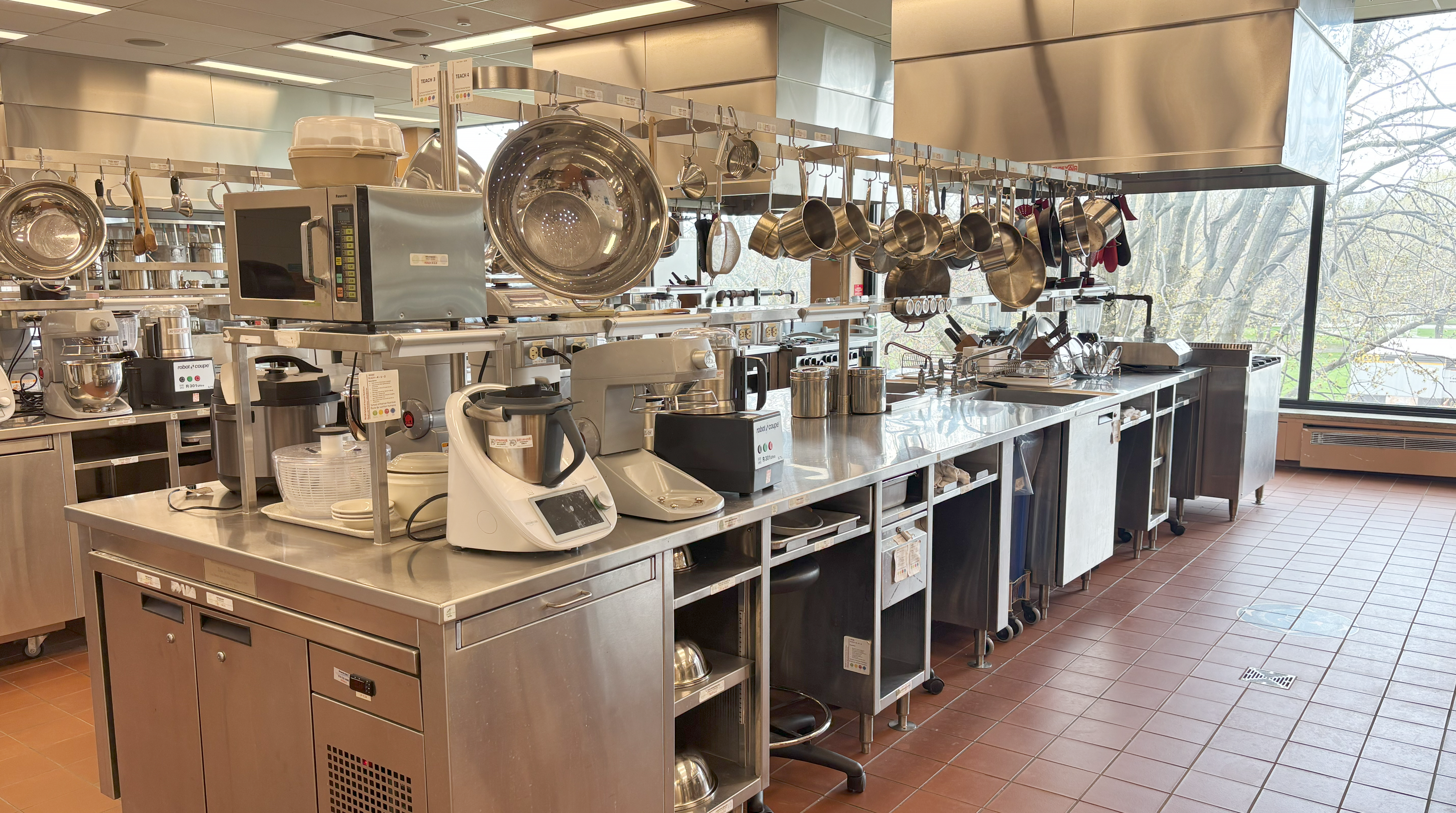 Mary Catherine Freeman Quantity Food Production Laboratory (CC-215)