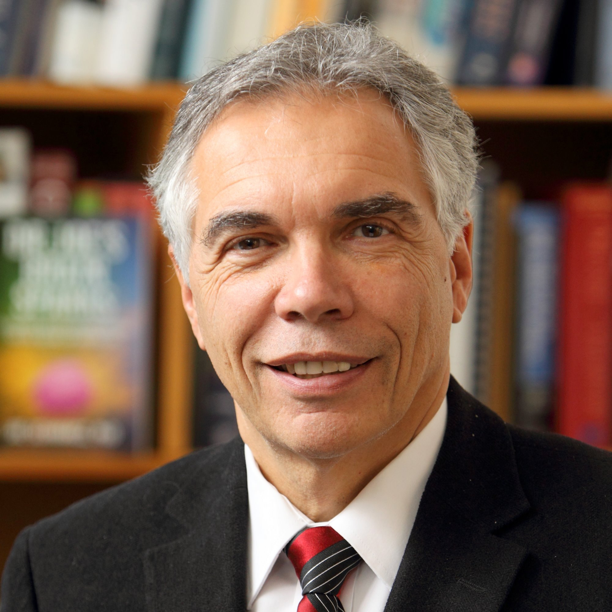 head shot of Dr. Joe Schwarcz