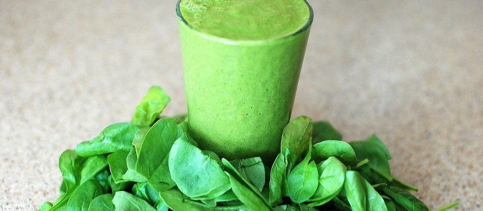 green smoothie with leafy greens