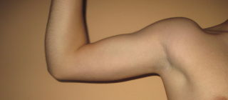 Why Does One Armpit Smell Worse than the Other? 6 Reasons