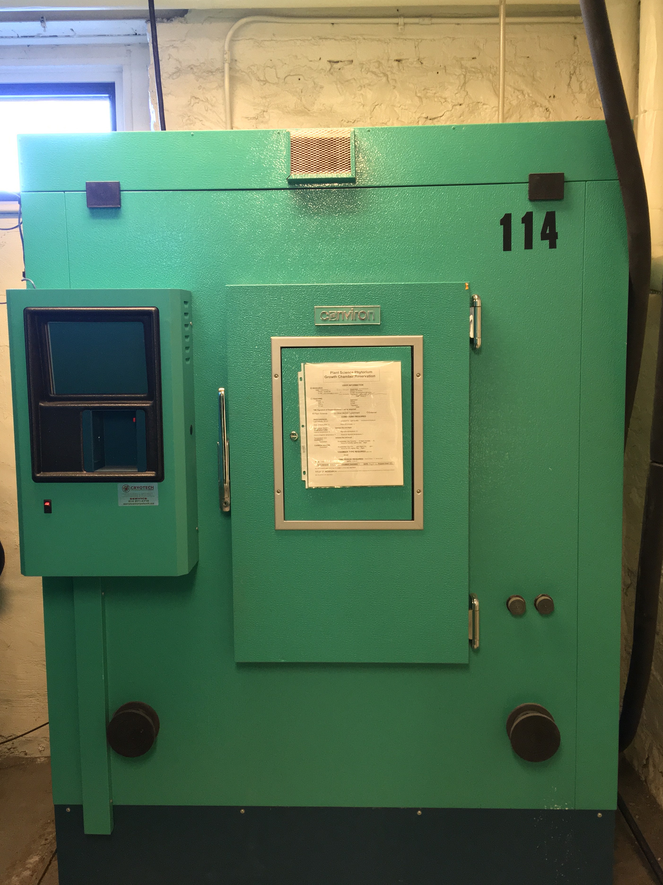 Small Single Door Growth Chamber