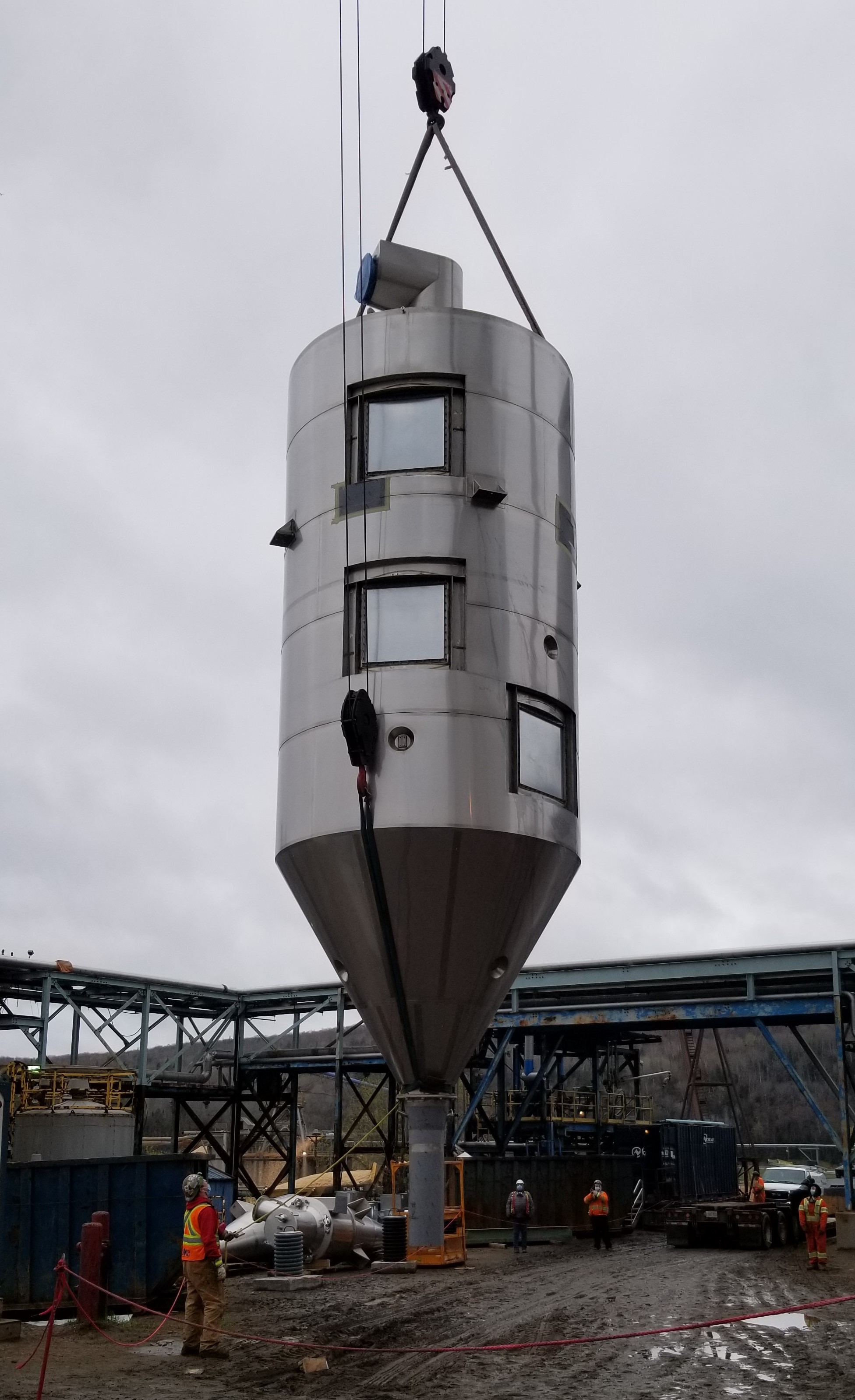 Anomera's 29,100-gallon stainless steel, 5½ story tall spray dryer, that looks like a vintage moon-launch rocket