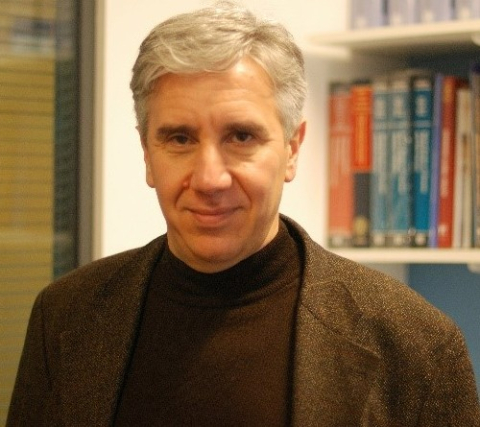 Photo of Majid Ezzati