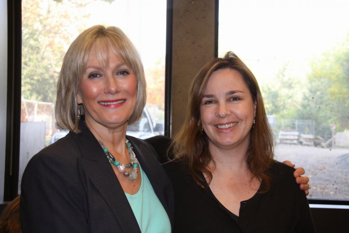 Jennifer Gilbert, recipient of the Weston Fellowship, with Cynthia Weston, former Director of Teaching and Learning Services.