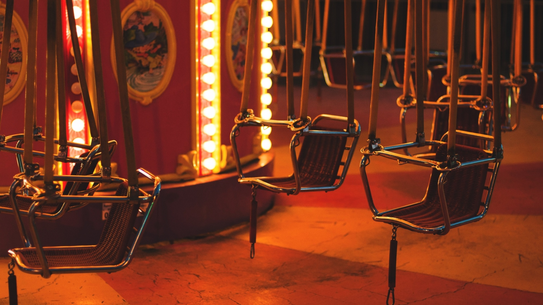 Carousel chairs